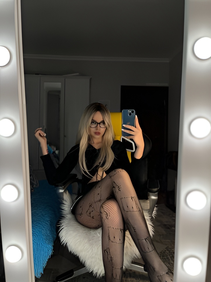 Фариза привлекательная девушка из Костромы цена от 3000 руб