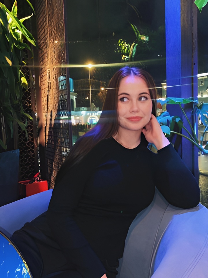 Софи привлекательная девушка из Костромы цена от 2000 руб