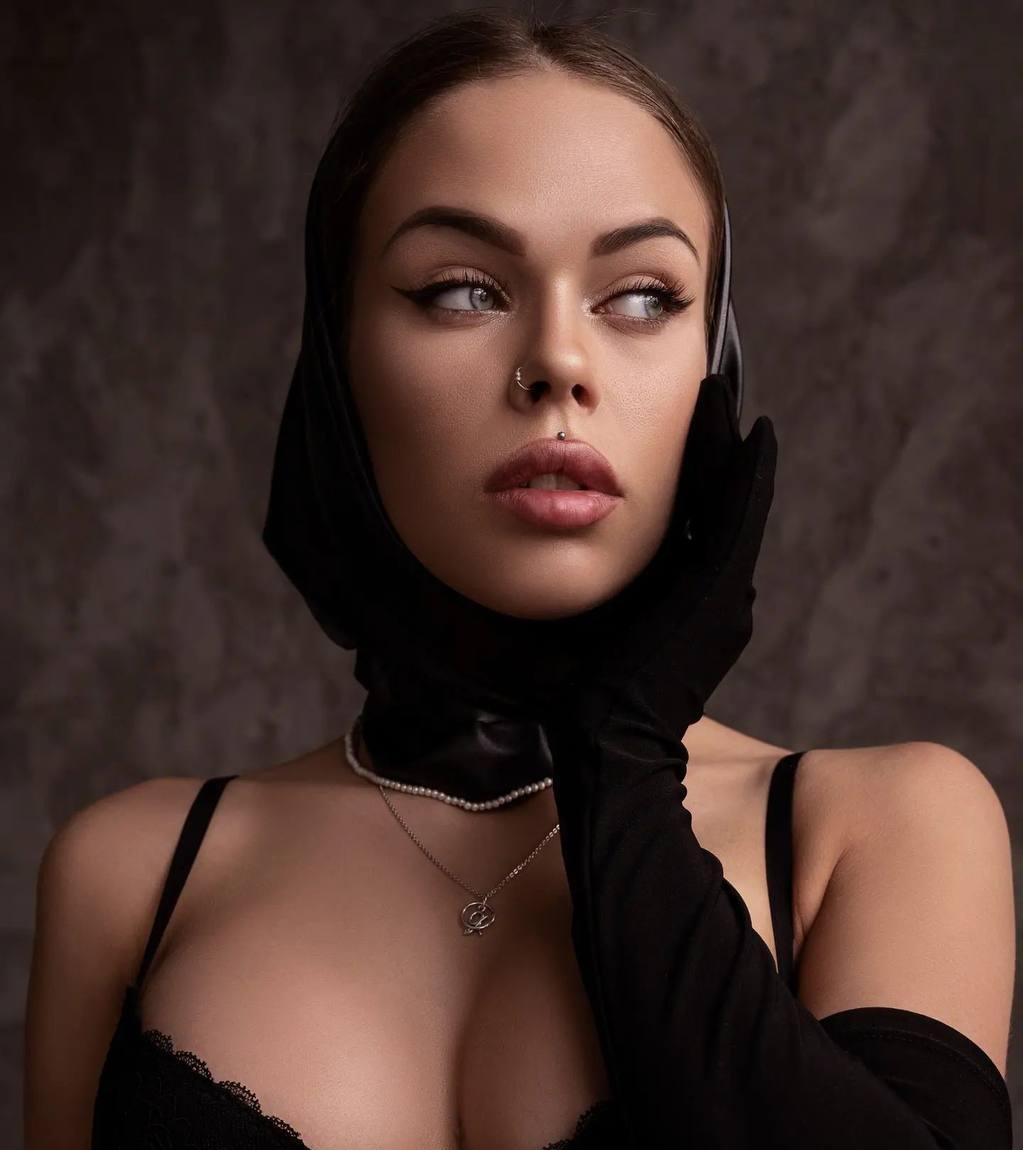 Полина привлекательная девушка из Костромы цена от 6000 руб