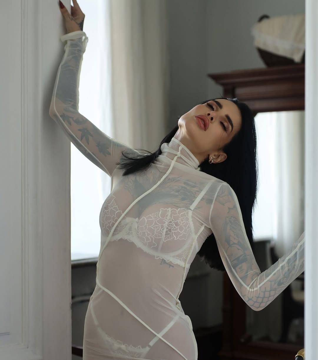 Ева привлекательная девушка из Костромы цена от 10000 руб