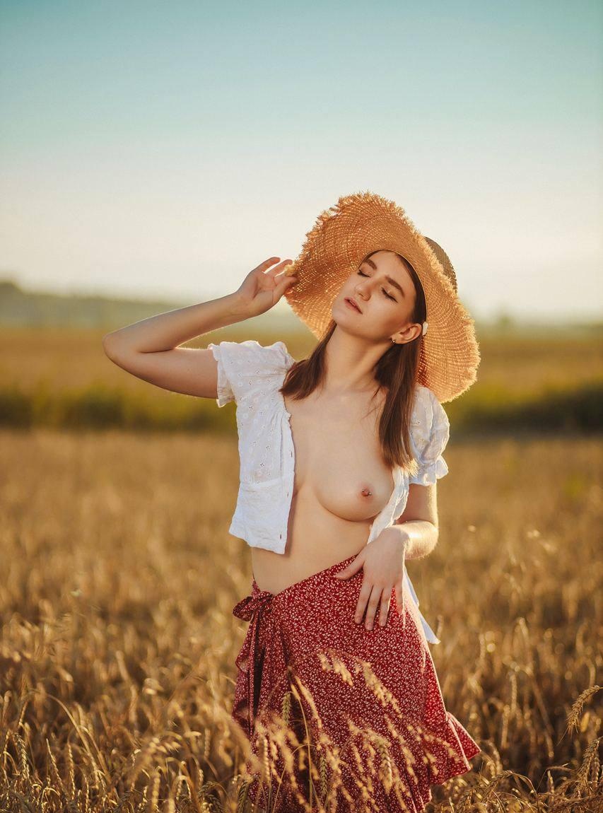 Анастасия привлекательная девушка из Костромы цена от 8000 руб